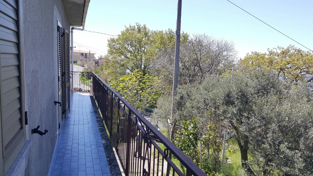 Продажа двухэтаэжного дома в Италии, город Cetraro